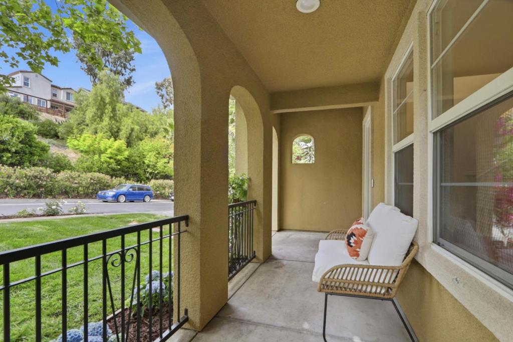 725 Portofino Place Property Photo 42