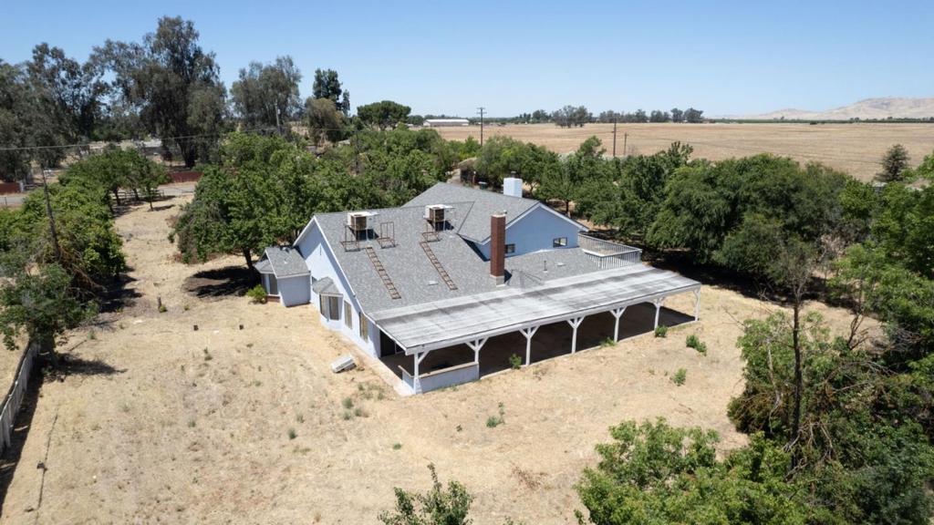 6922 N Del Rey Avenue Property Photo 43