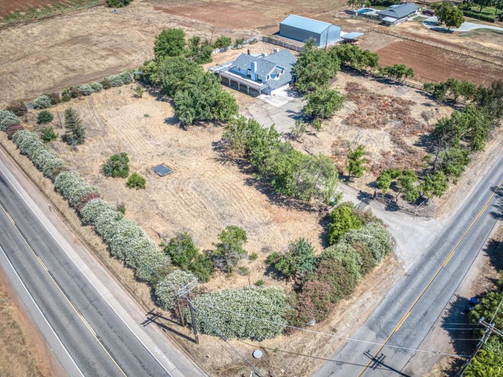 6922 N Del Rey Avenue Property Photo 48