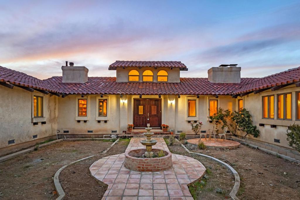 16420 Soda Springs Road Property Photo 4