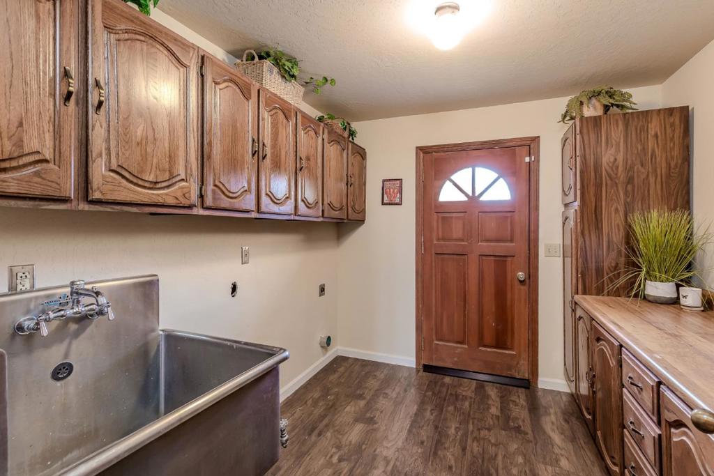 16420 Soda Springs Road Property Photo 24