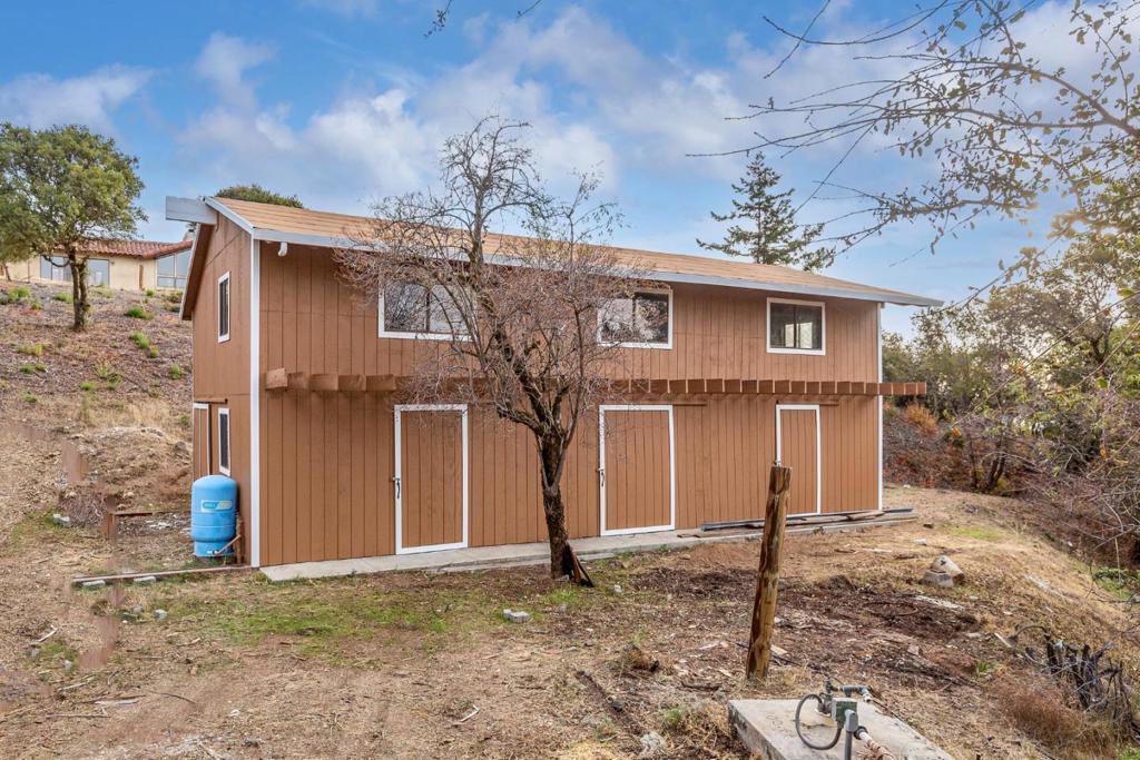 16420 Soda Springs Road Property Photo 29