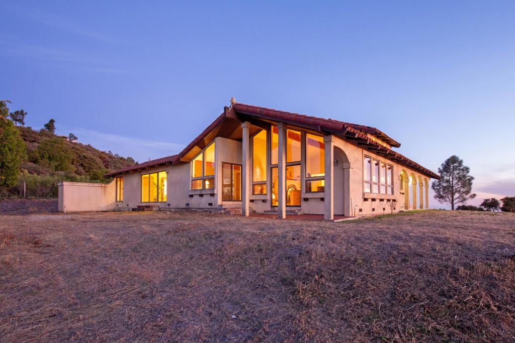 16420 Soda Springs Road Property Photo 42