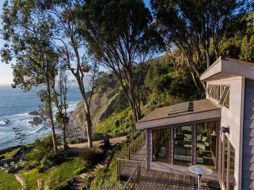 54722 Highway 1 Property Photo 4