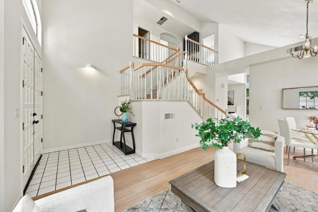 34281 Eucalyptus Terrace Property Photo 8