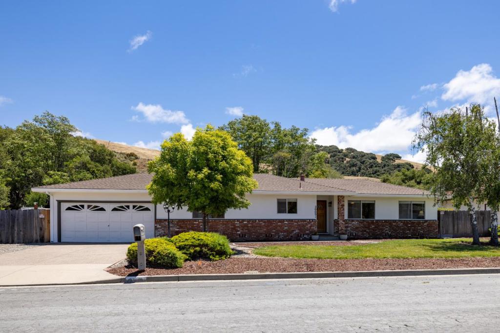 20091 Portola Drive Property Photo 1