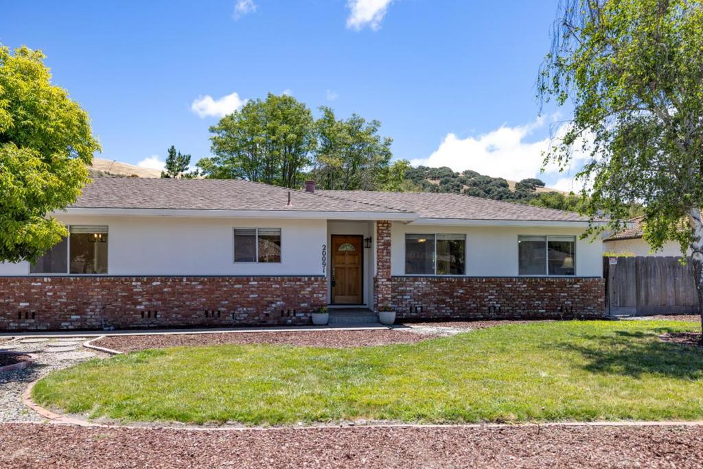 20091 Portola Drive Property Photo 3