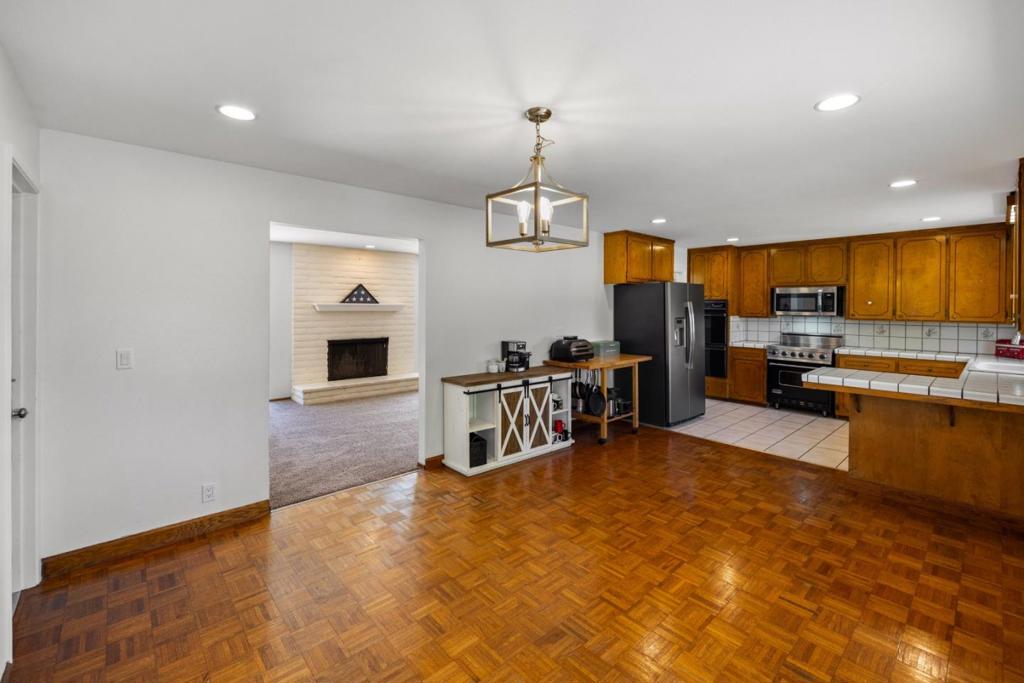 20091 Portola Drive Property Photo 14
