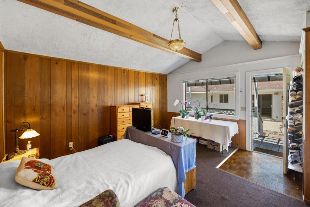 20091 Portola Drive Property Photo 42