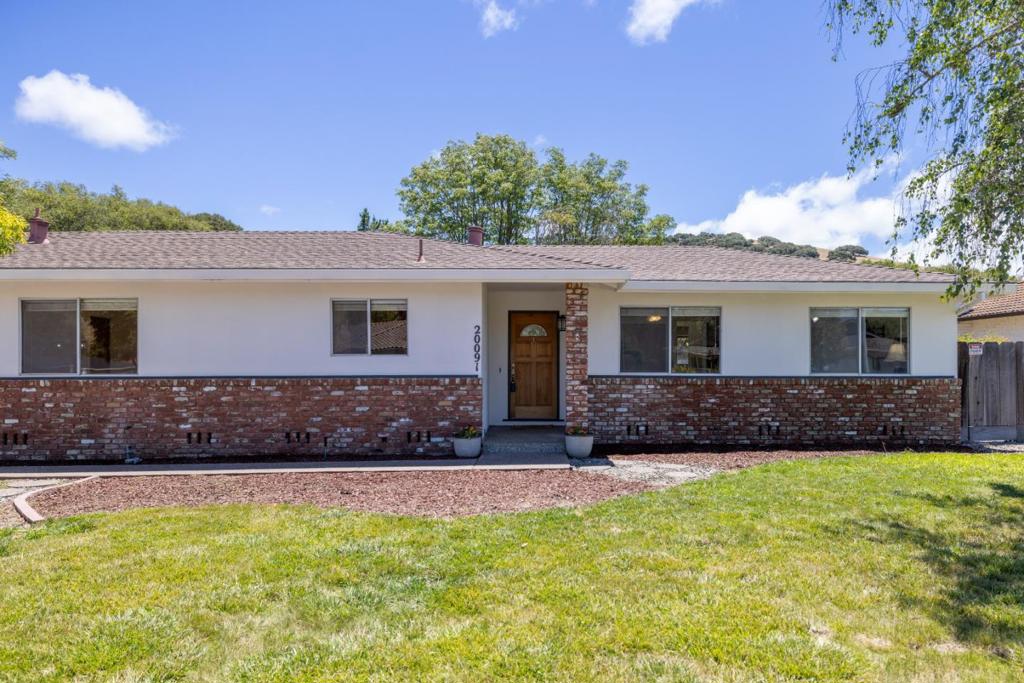 20091 Portola Drive Property Photo 44