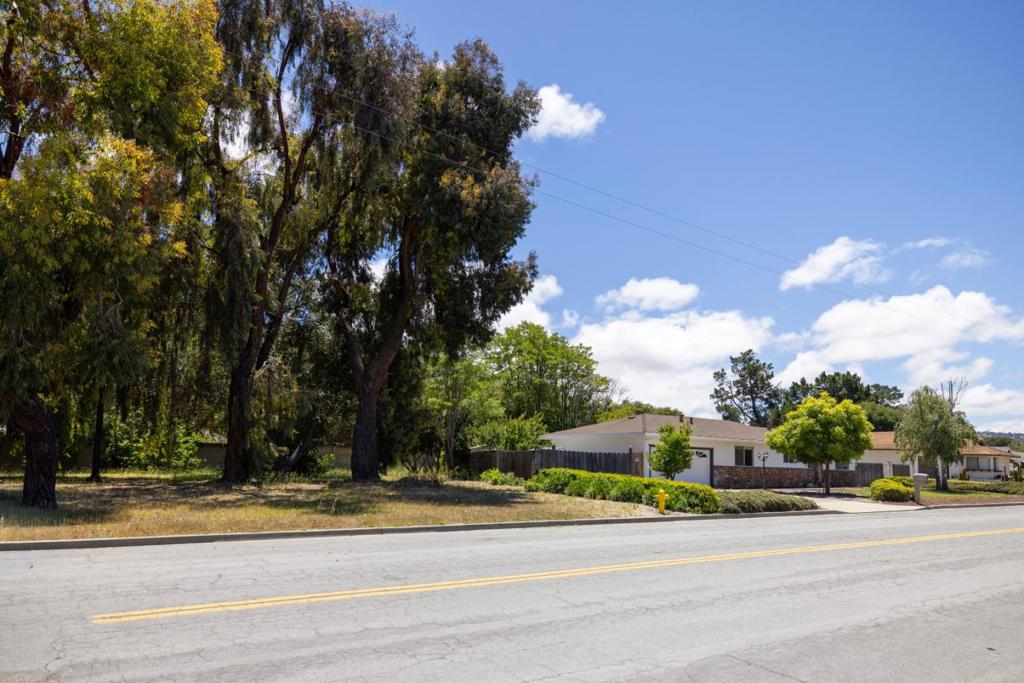 20091 Portola Drive Property Photo 51