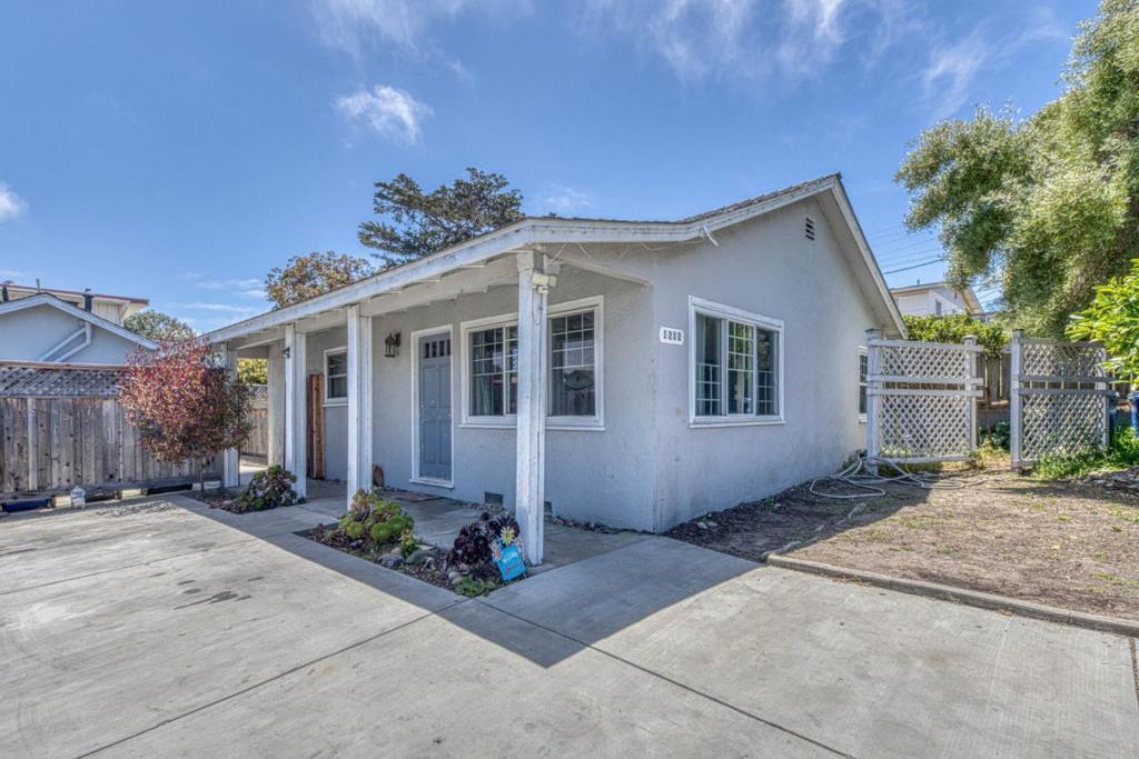 1212 Waring Street Property Photo 1