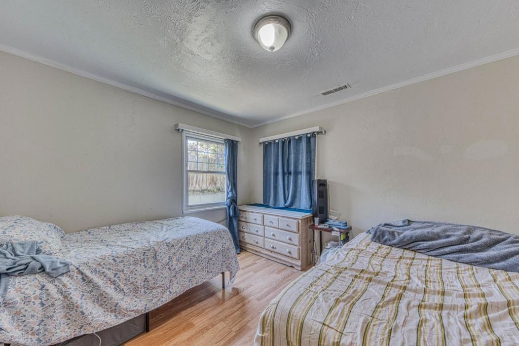 1212 Waring Street Property Photo 8
