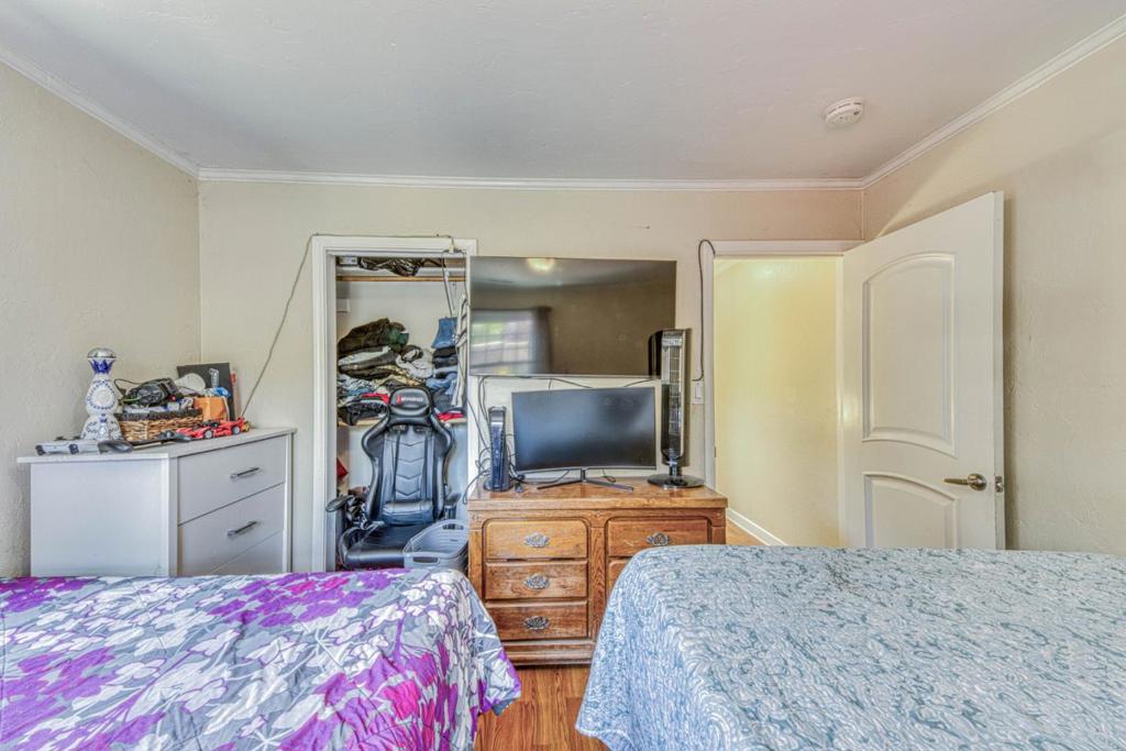 1212 Waring Street Property Photo 11