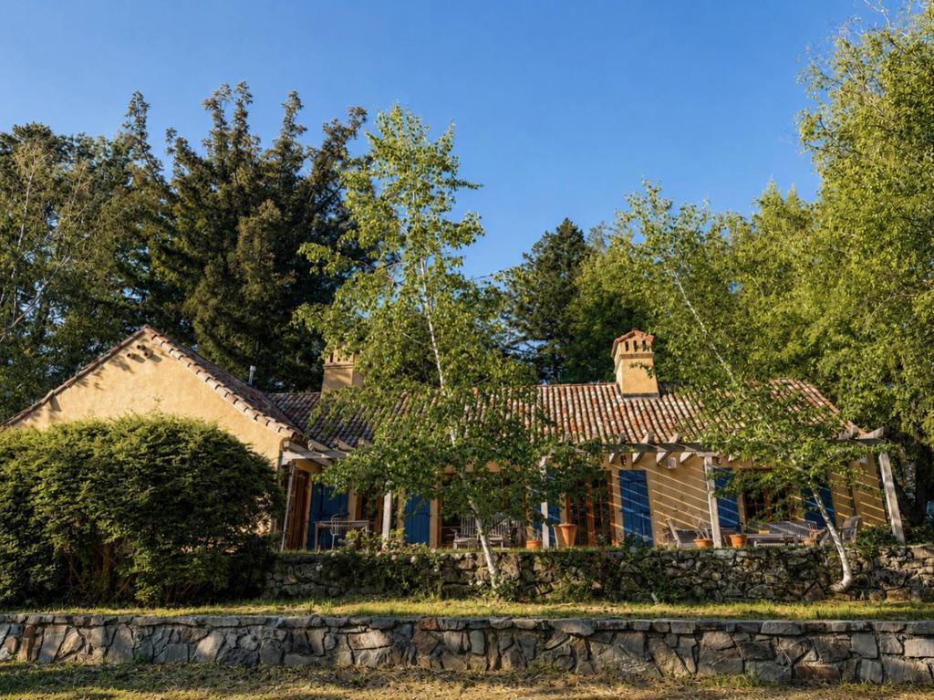 18516 Skyline Boulevard Property Photo 4