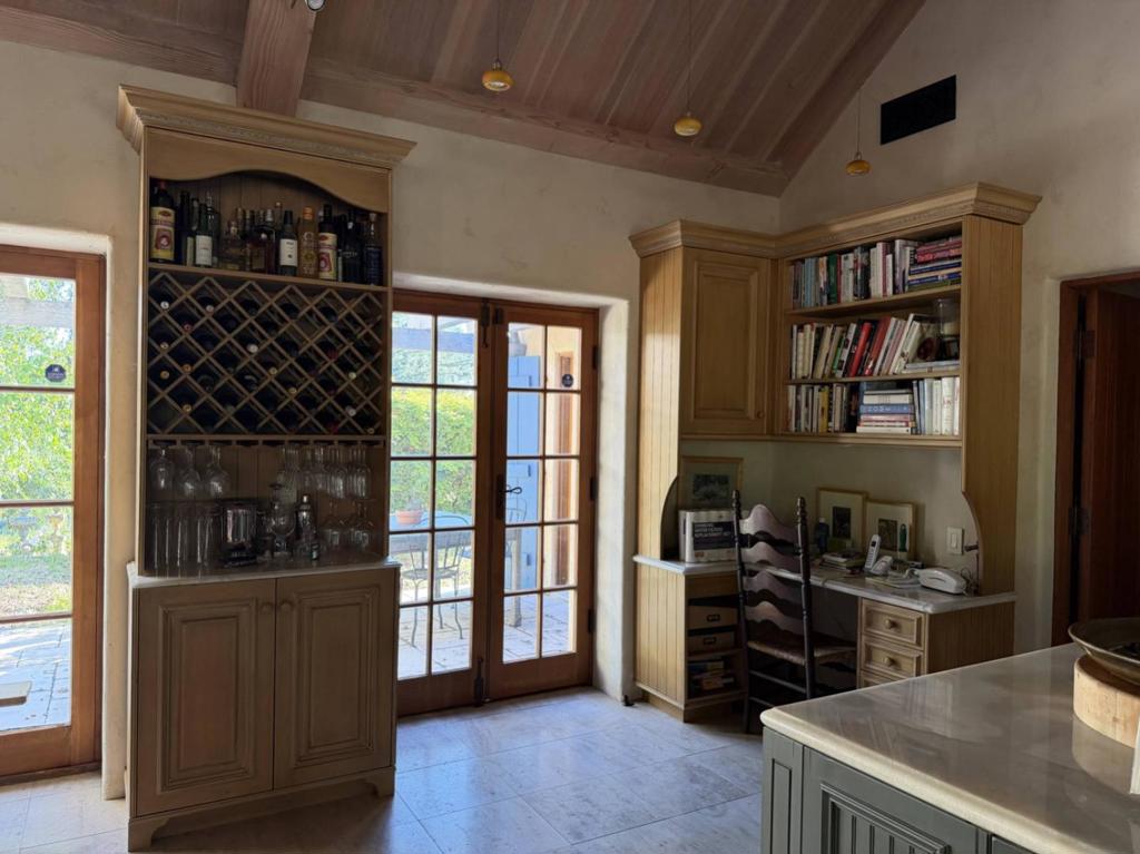 18516 Skyline Boulevard Property Photo 12