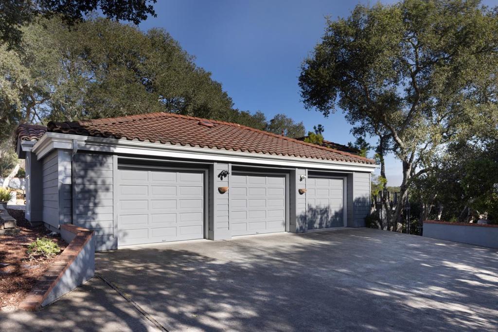 11827 Saddle Road Property Photo 31