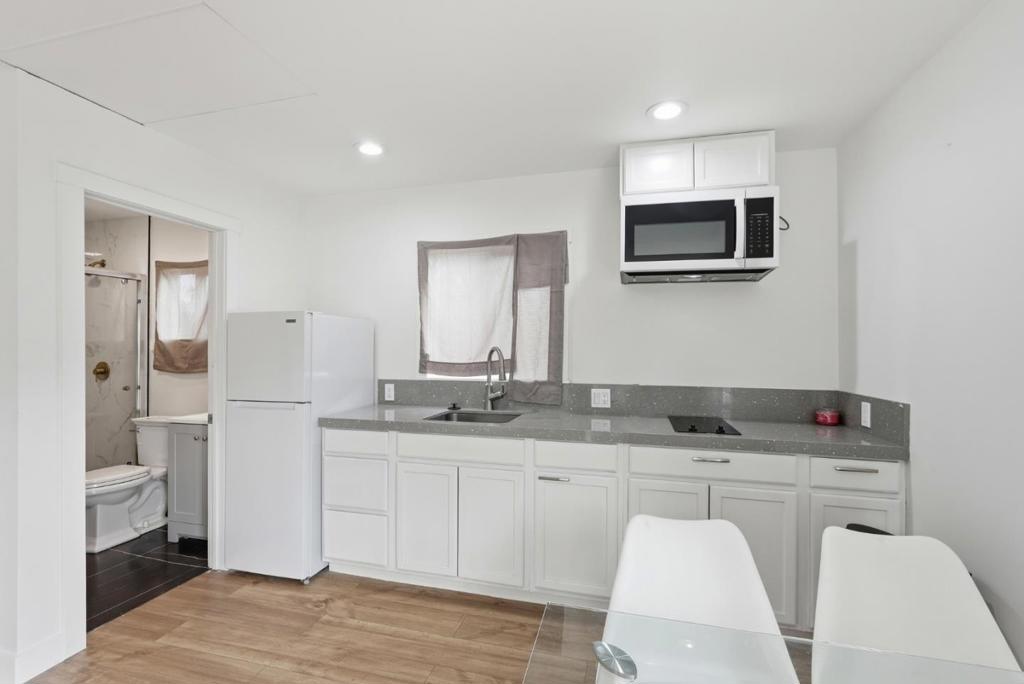 2362 Princeton Avenue Property Photo 13