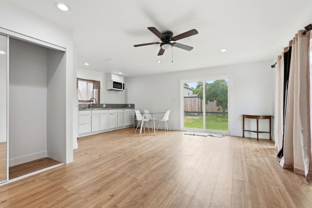 2362 Princeton Avenue Property Photo 19