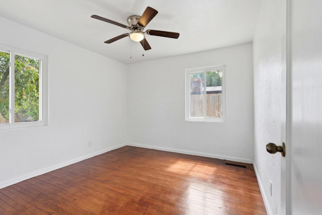 2362 Princeton Avenue Property Photo 25