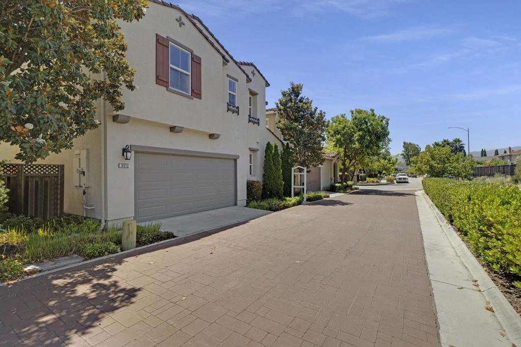 5372 Chesbro Avenue Property Photo 3