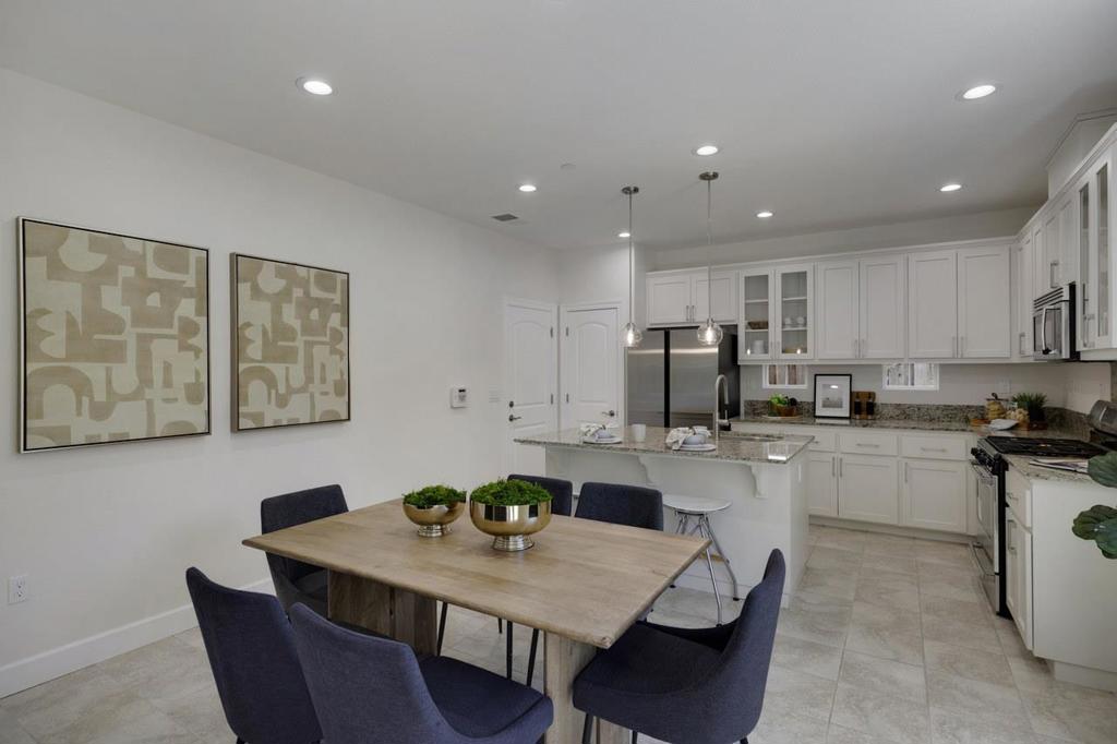 5372 Chesbro Avenue Property Photo 11