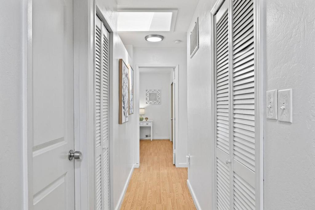 12500 New Avenue Property Photo 18