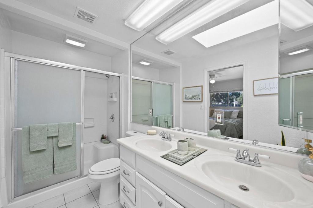12500 New Avenue Property Photo 24
