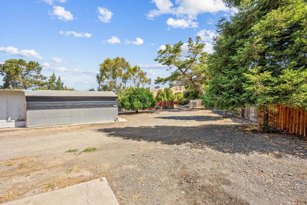 12500 New Avenue Property Photo 41