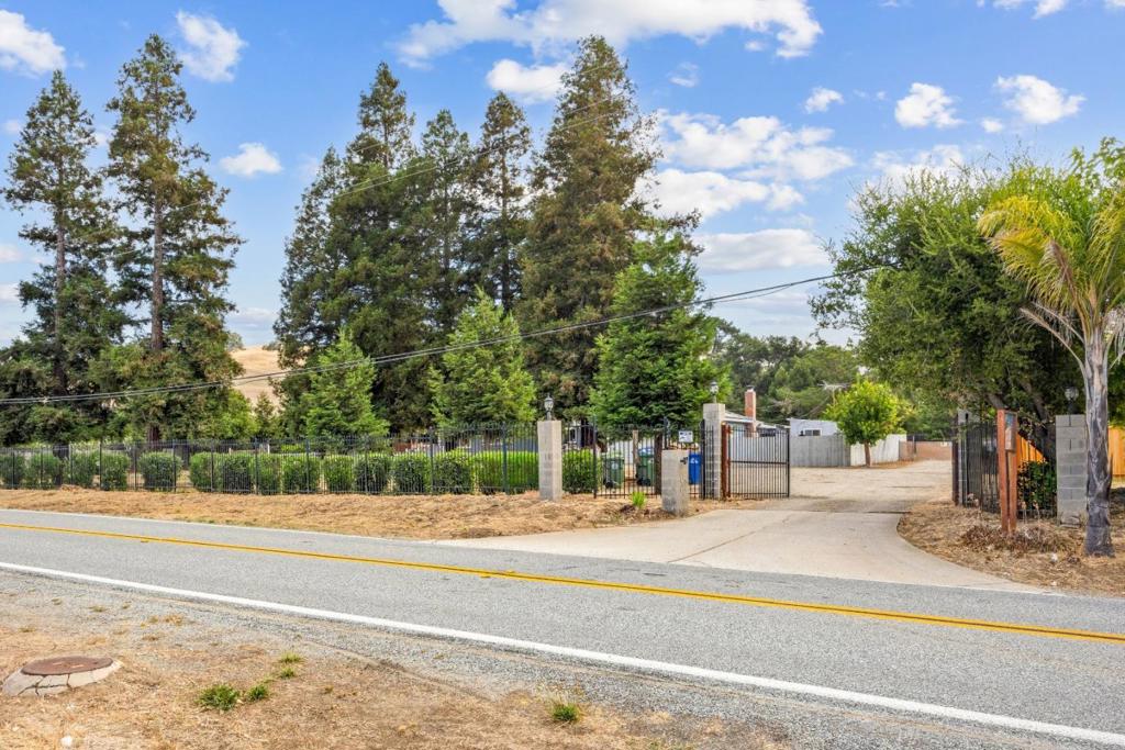 12500 New Avenue Property Photo 64