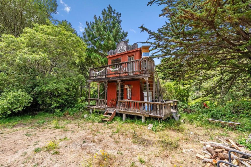 39350 Coast Road Property Photo 8