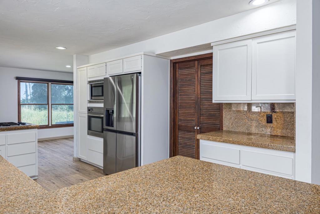 3205 Fifield Road Property Photo 7