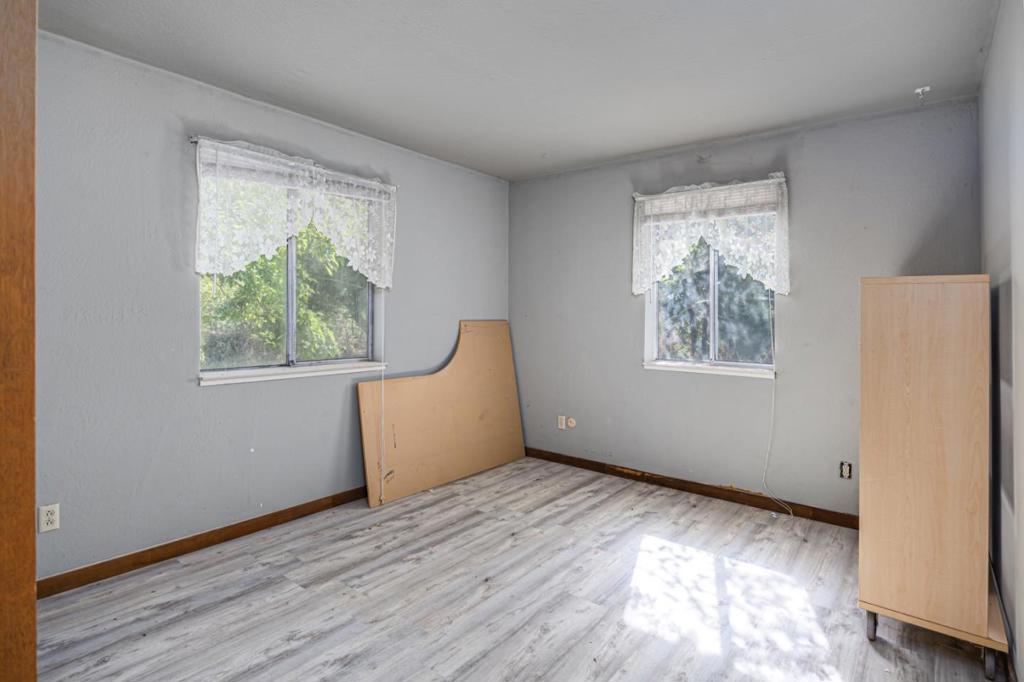 3205 Fifield Road Property Photo 16