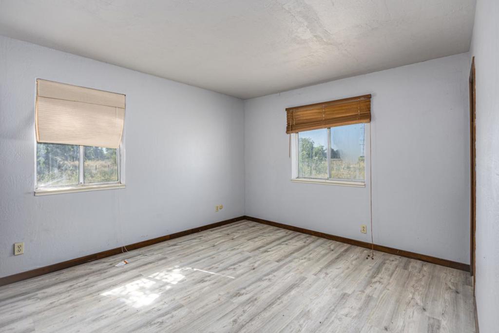 3205 Fifield Road Property Photo 17