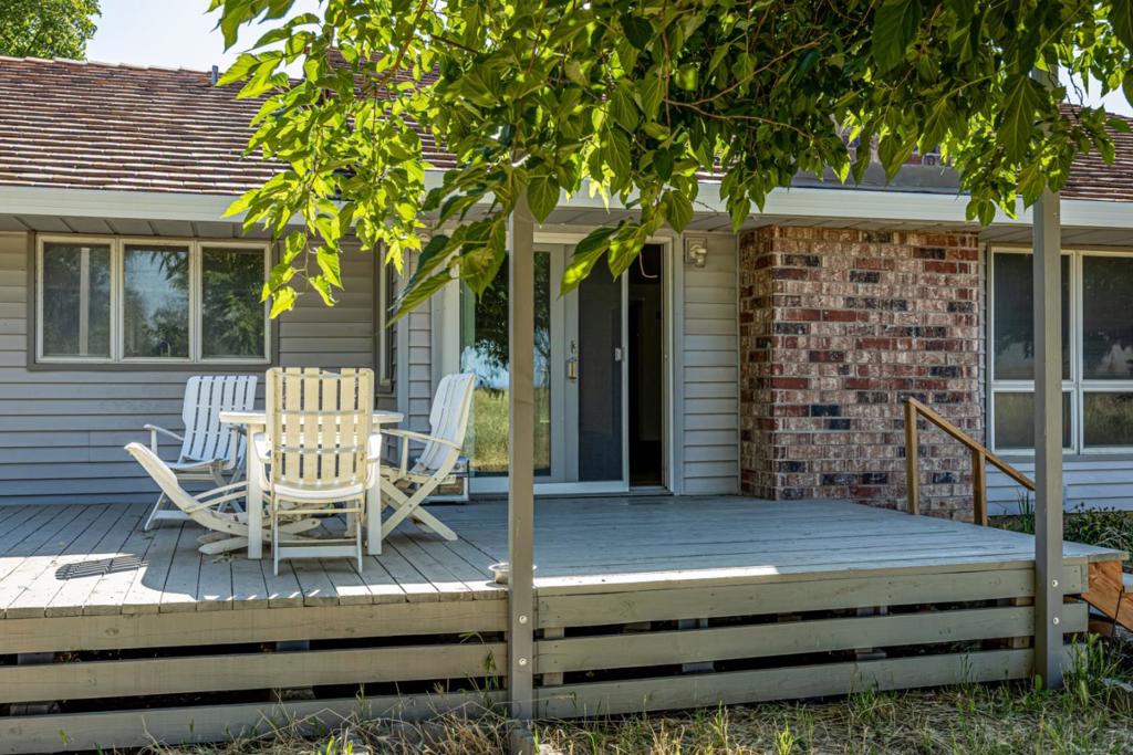 3205 Fifield Road Property Photo 21