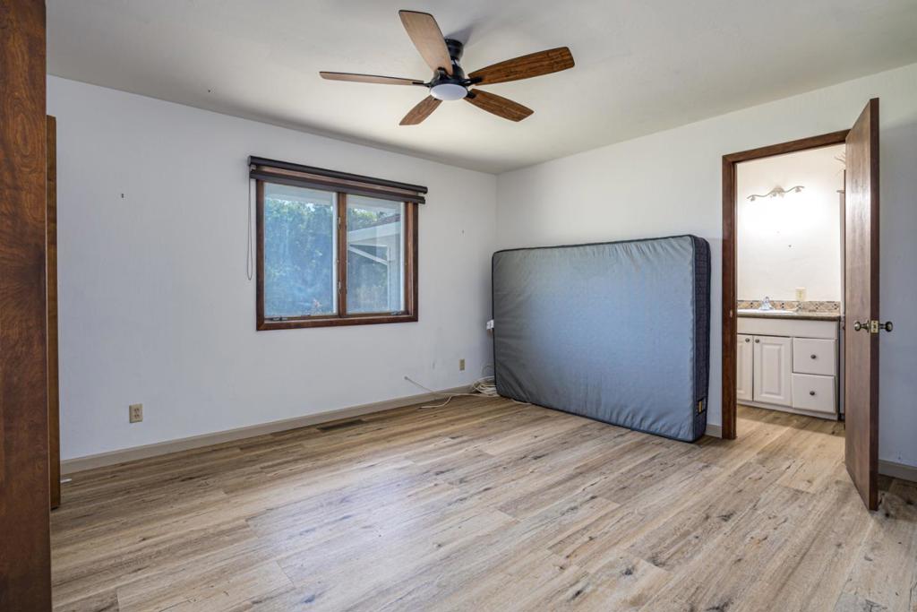 3205 Fifield Road Property Photo 27