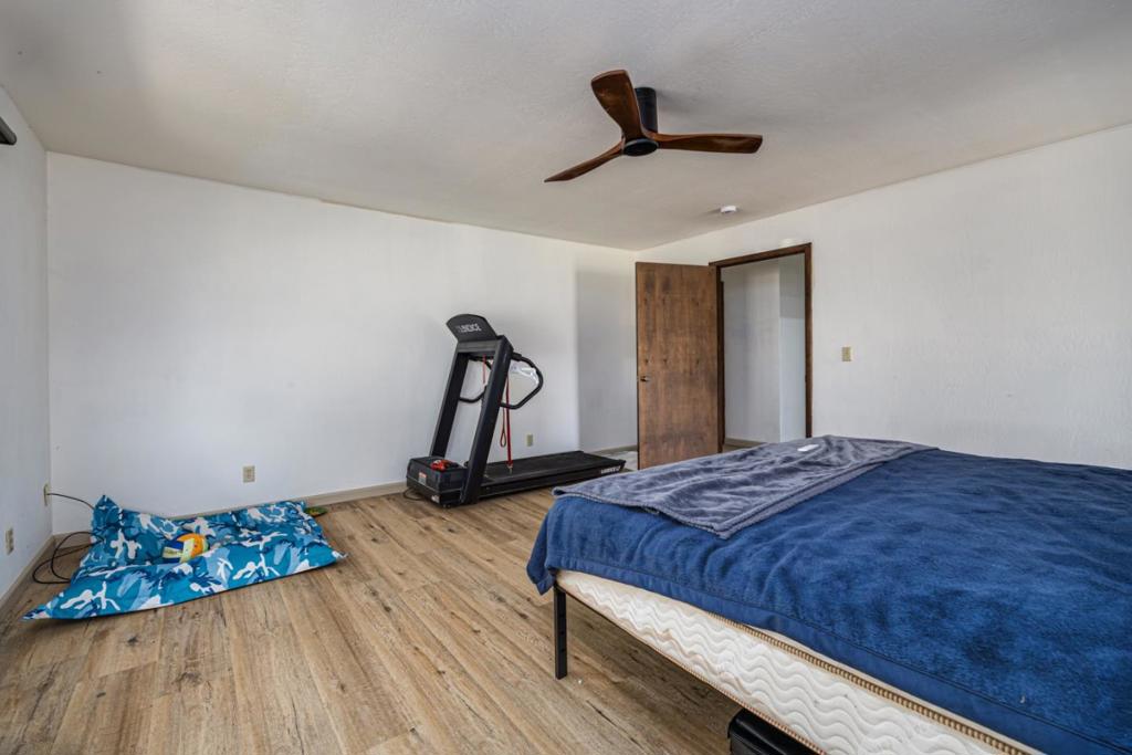 3205 Fifield Road Property Photo 33