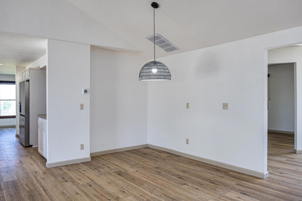 3205 Fifield Road Property Photo 39