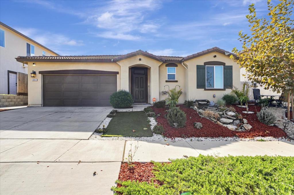 2051 Rosewood Drive Property Photo 1
