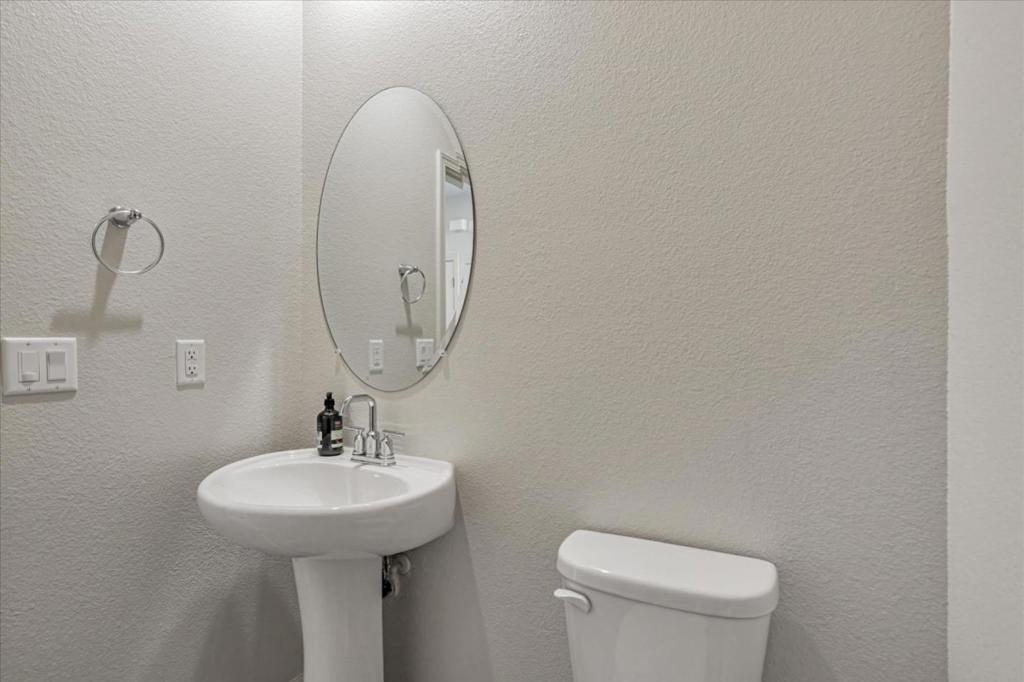2051 Rosewood Drive Property Photo 38