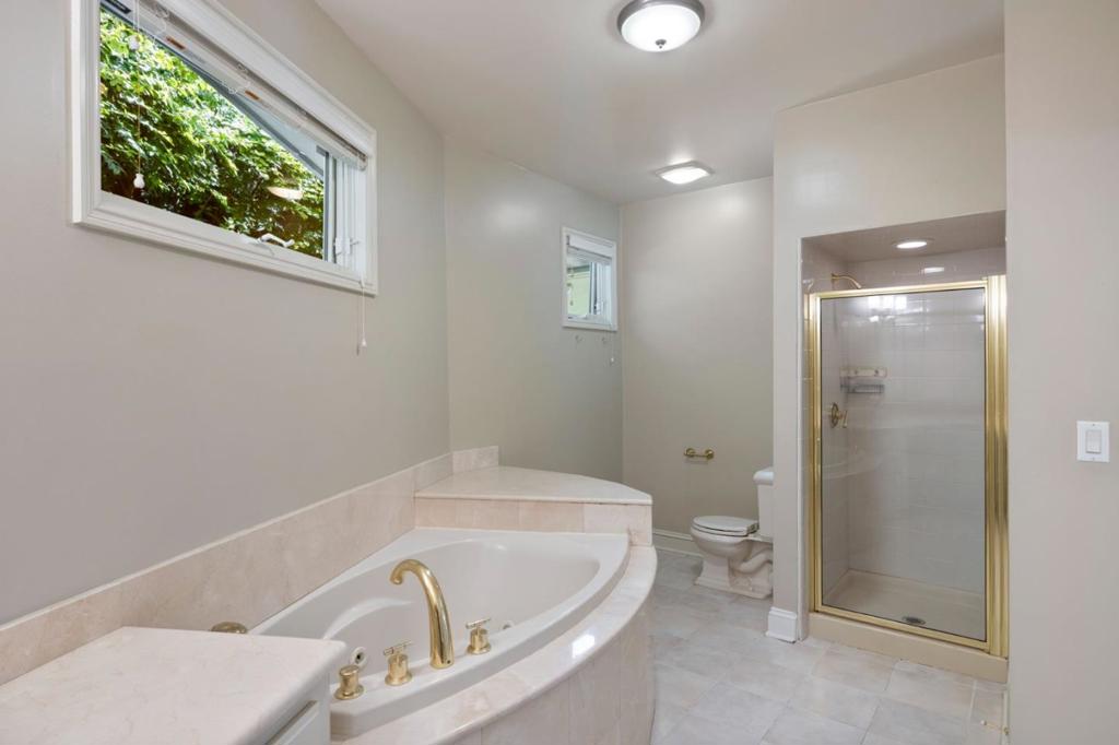 452 Roblar Avenue Property Photo 44