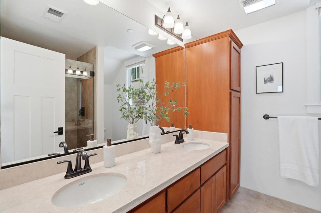 7201 Mockingbird Place Property Photo 33