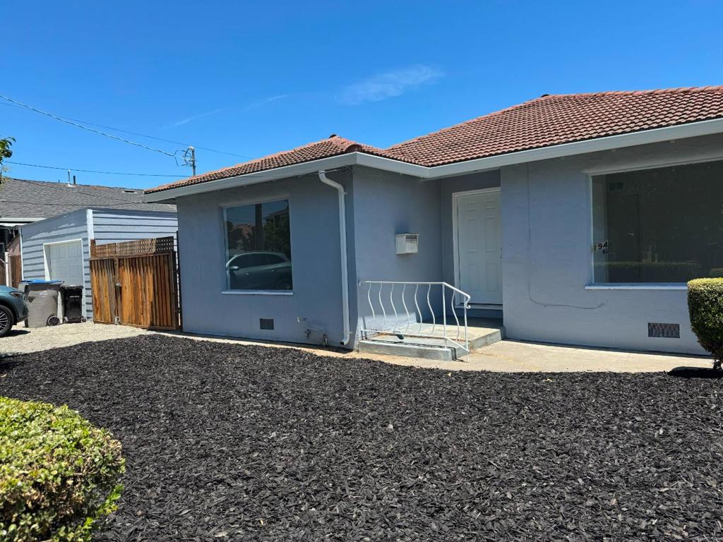 194 S 24th Street Property Photo 5