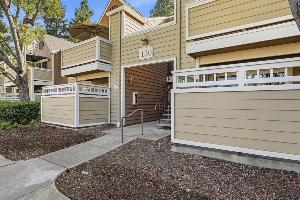150 Reflections Drive 15 Property Photo 1