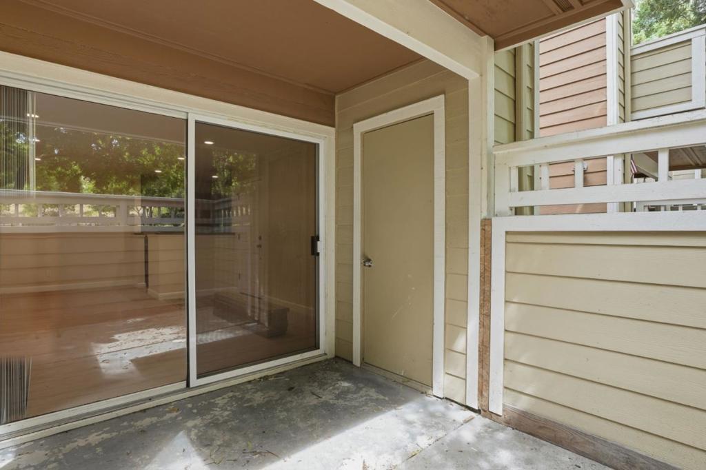 150 Reflections Drive 15 Property Photo 14