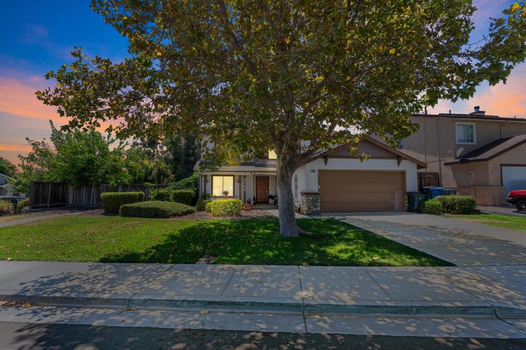 2780 Valley View Road Property Photo 2