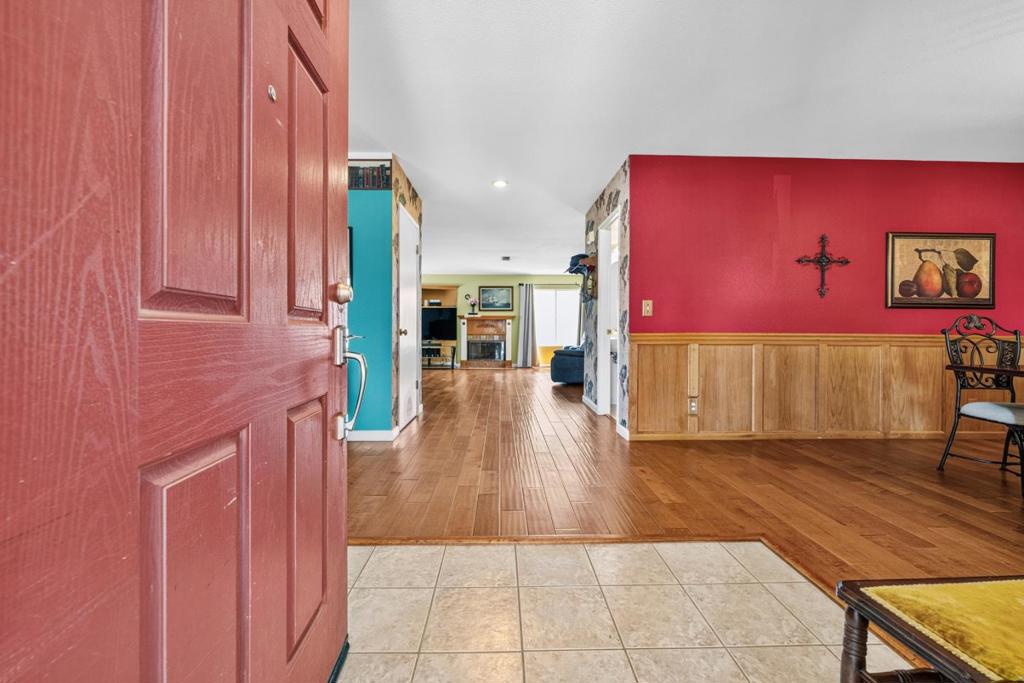 2780 Valley View Road Property Photo 11