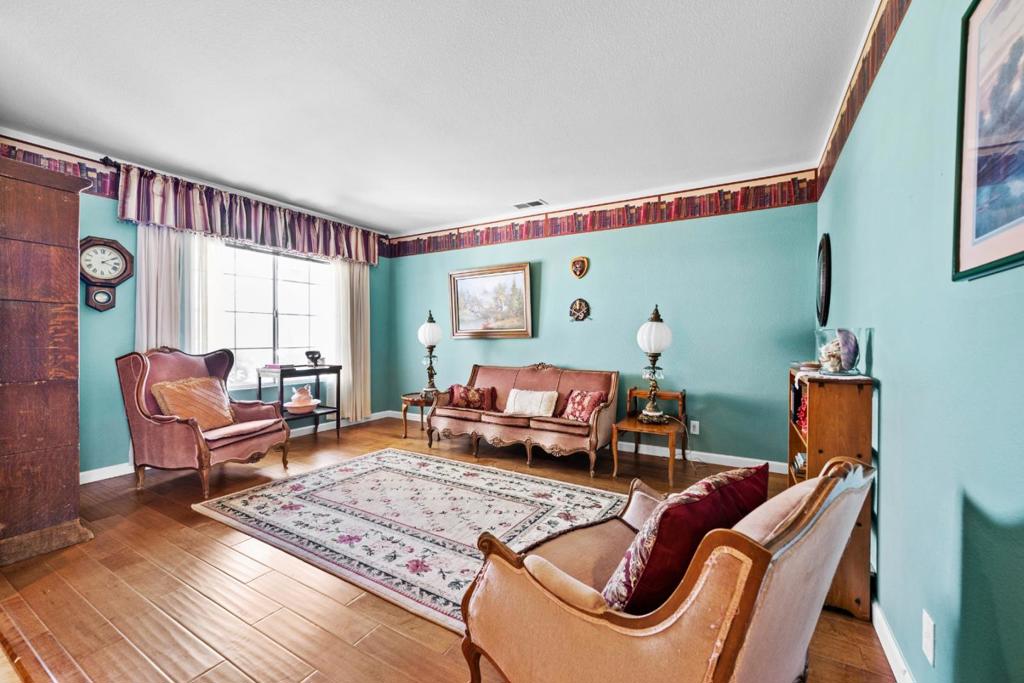 2780 Valley View Road Property Photo 13