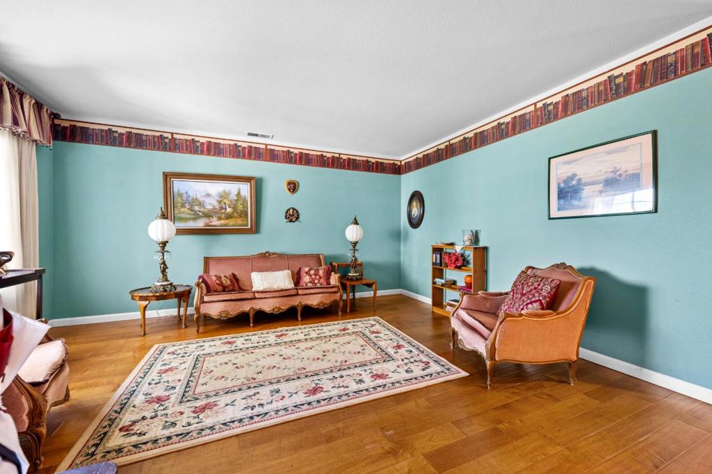 2780 Valley View Road Property Photo 14