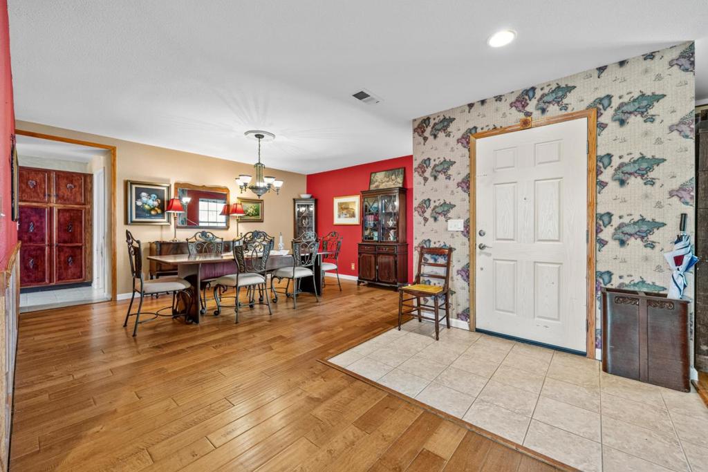 2780 Valley View Road Property Photo 17